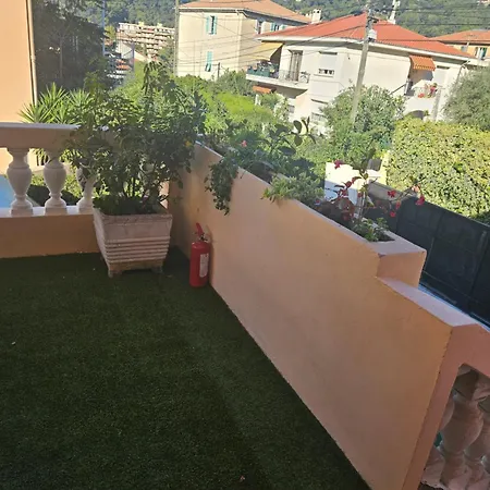 1 A Proche De Nice, Monaco Et L'italie Guest house La Trinite