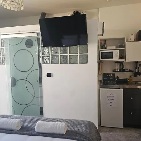 1 A Proche De Nice, Monaco Et L'italie *